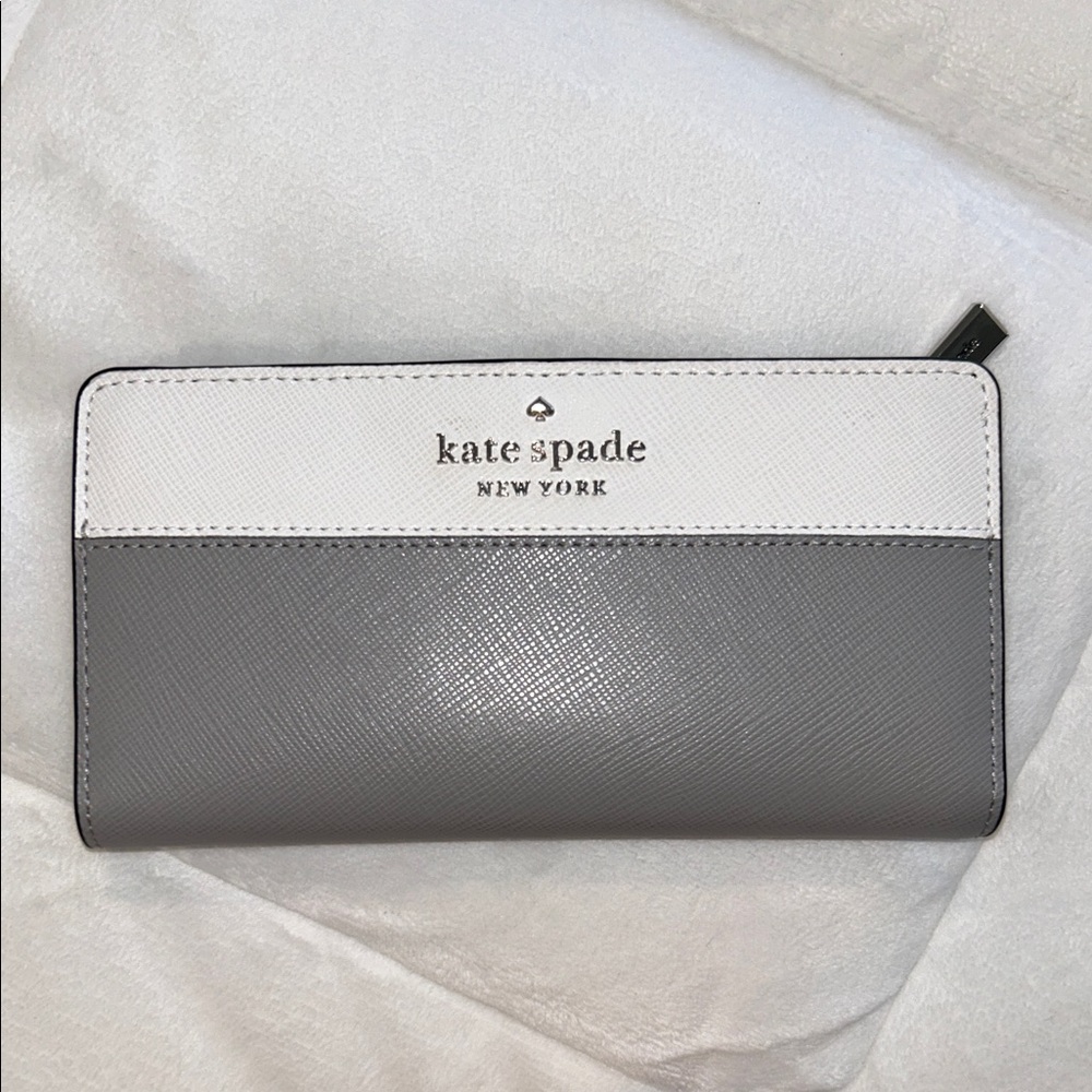 Kate Spade Two-Tone Gray and White Wallet